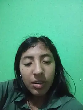 anyibaby (F teen) - Mostrar tetas