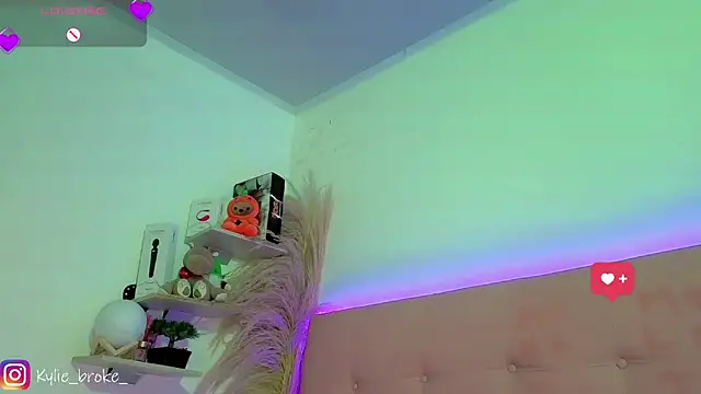 Kylie_brokee webcam