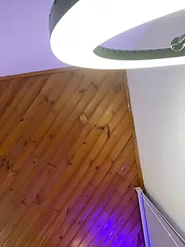 Isabella18_pink webcam