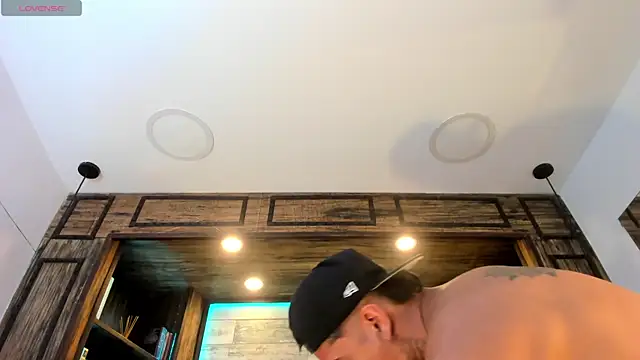 Donovan_Desmond webcam