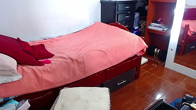 MariamGray1 webcam