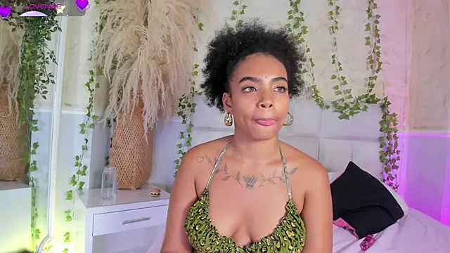 SarahLynn7 webcam