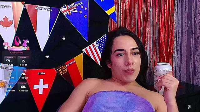 Alicee_Moonn webcam