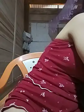 LucyyLy live cam on StripChat