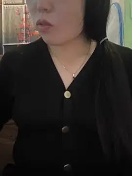 MayEva_ly webcam