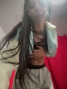 ariella_lovee webcam