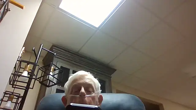 bootlegmanz (M grandpa) - #american #blondes #cam2cam #cheapest-privates #chunky #dirty-talk #ejaculation #grandpas #jerk-off-instruction #masturbation #recordable-privates #sexting #small-audience #straight #white