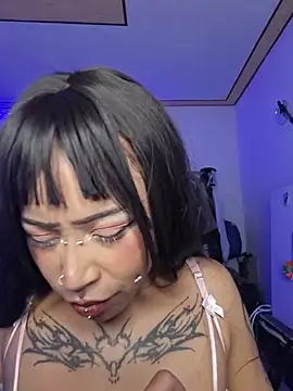 suky_fox live cam on StripChat