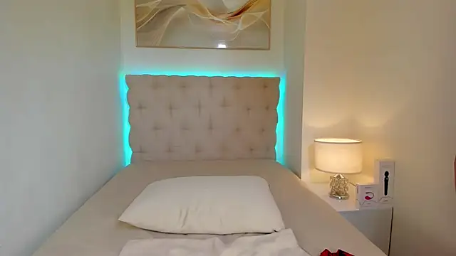 Incredible_cock live sex cam
