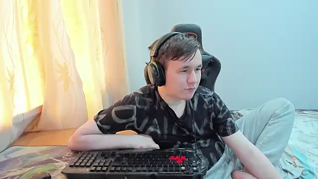 iliaskrislove webcam