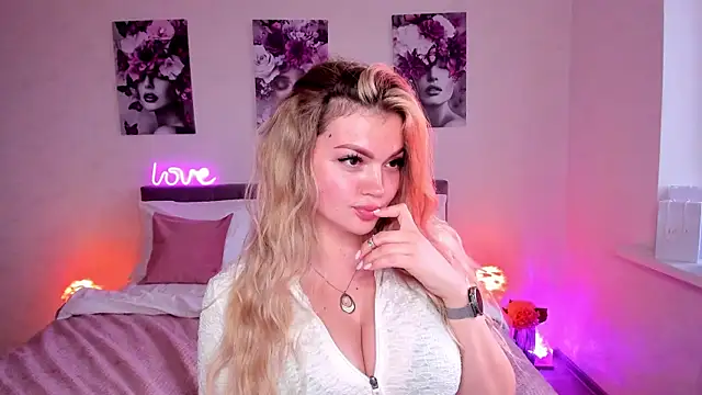 ZaraBloom webcam