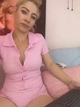 viktoria_davis_ webcam