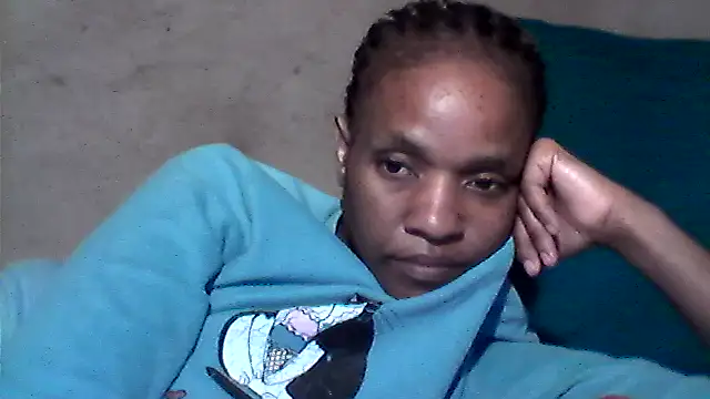 sexybigass31 webcam