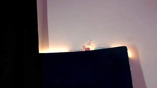 Megan_Gil_ webcam