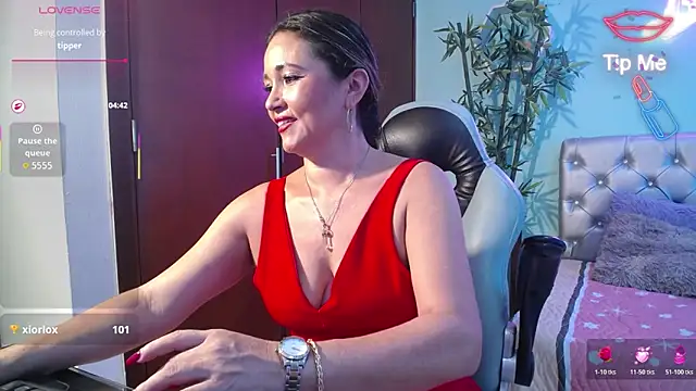 noelia_milf19 webcam