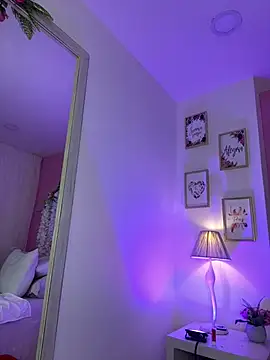 LauraRaider webcam