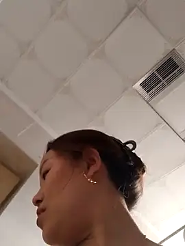 Watch Jennie_dogy live on EroticFlix - High definition streams
