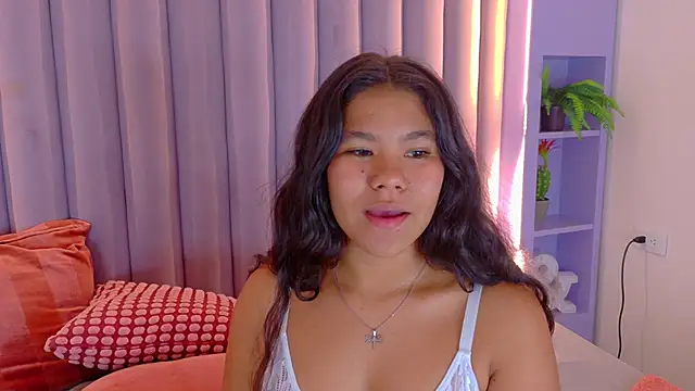 AhslyEvans__ webcam