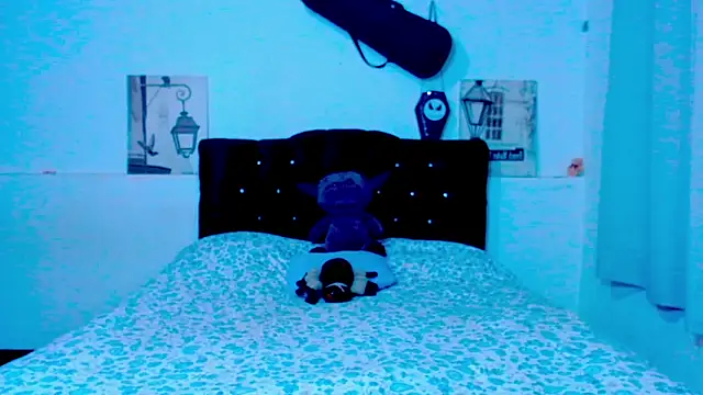 LannieGonzales webcam