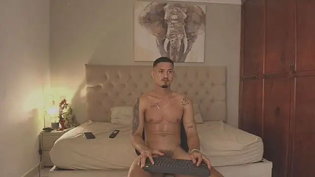 Maxi_and_Ares webcam