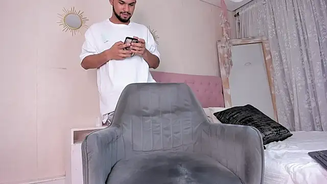 xhj_Gambaru webcam