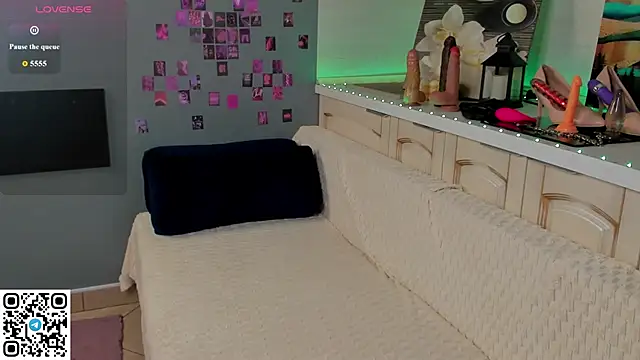 Anna_Coolidge webcam