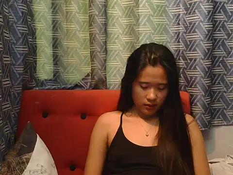 petiteasian_pinaygirl webcam