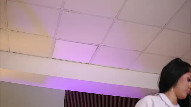 Watch DariaVeil live on EroticFlix - High definition streams