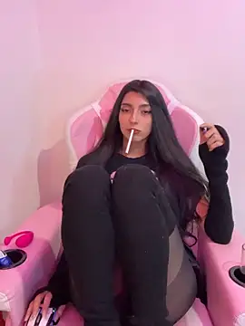 Felicia_smok3 webcam