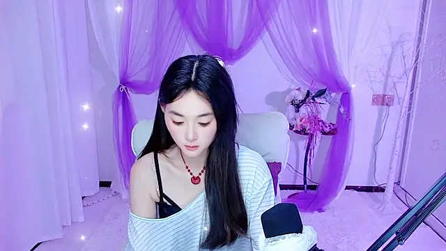 Watch Tili_Lucky live on EroticFlix - High definition streams