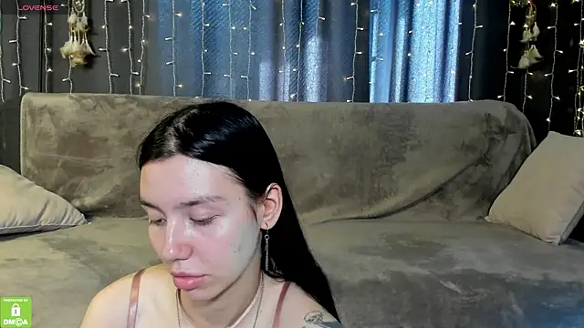 Amelia_skyy webcam