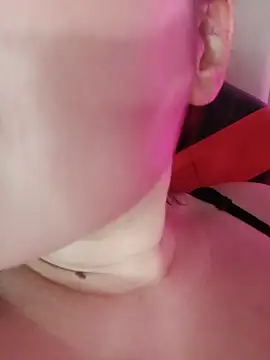 Watch Isabellahot2 live on EroticFlix - High definition streams