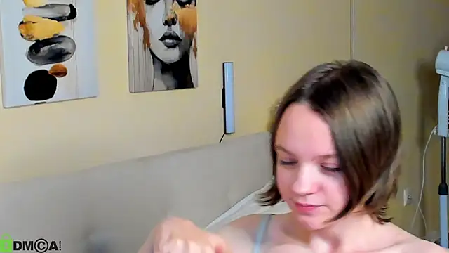 Olivia_Riesz webcam