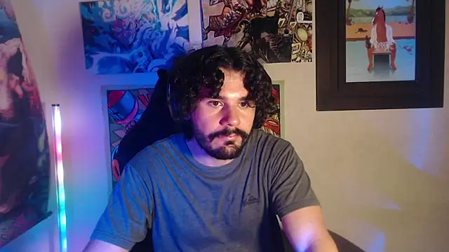 LuciferSantoryu webcam