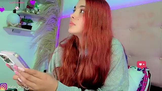 Kylie_brokee webcam