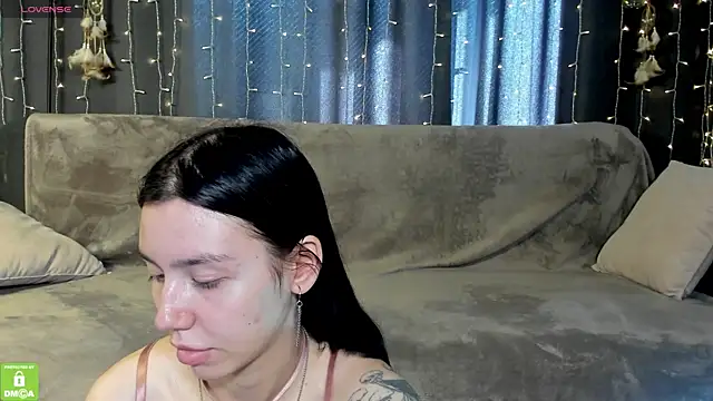 Amelia_skyy webcam