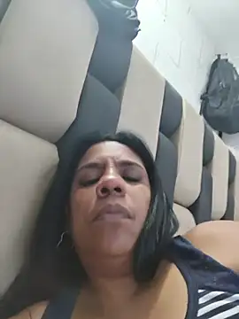 Zeyllyjhonson webcam