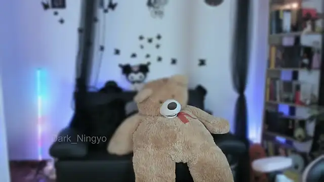 Dark_ningyo1 webcam