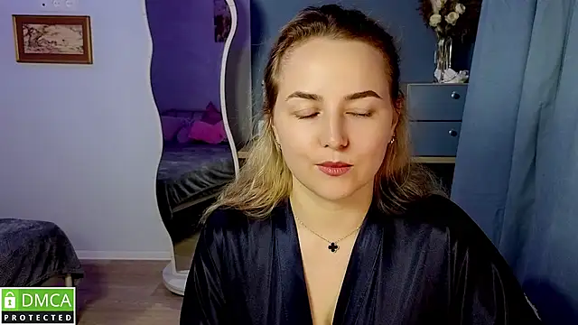 Mira_Mermayd webcam