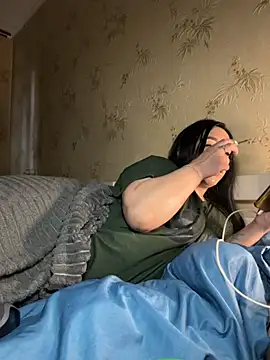 Naughtbaby_2025 webcam