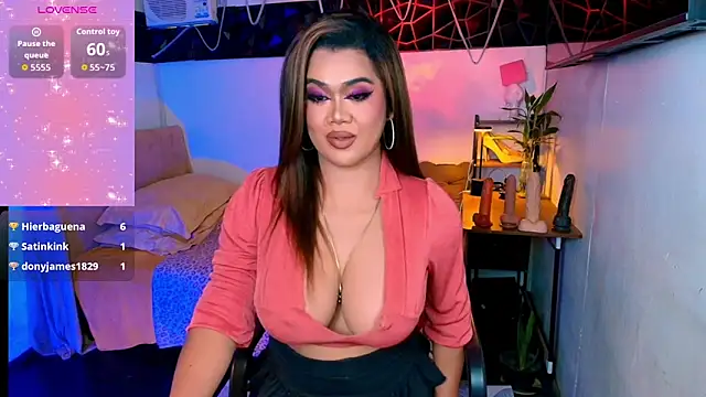 asiankatyhuge webcam