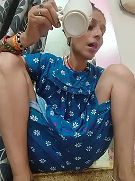 Sexy-Suhani2