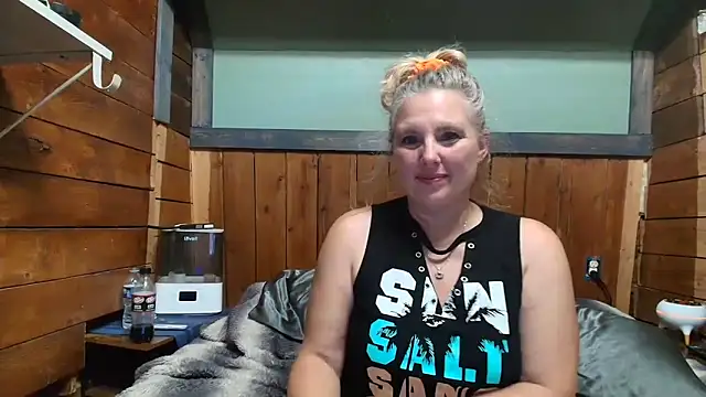 lisaxlovexxx webcam