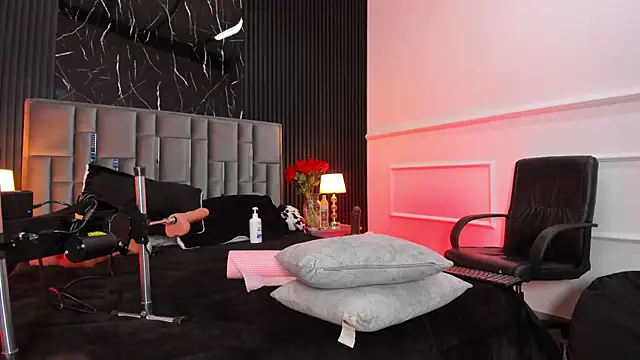 Watch Bigsexxyass live on EroticFlix - High definition streams