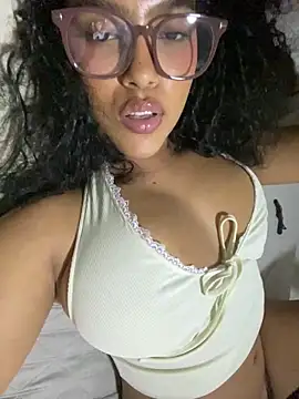 Watch Kittybrown18 live on EroticFlix - High definition streams