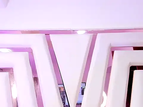 MiaKleinX