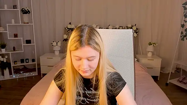 CelestineMauriac webcam