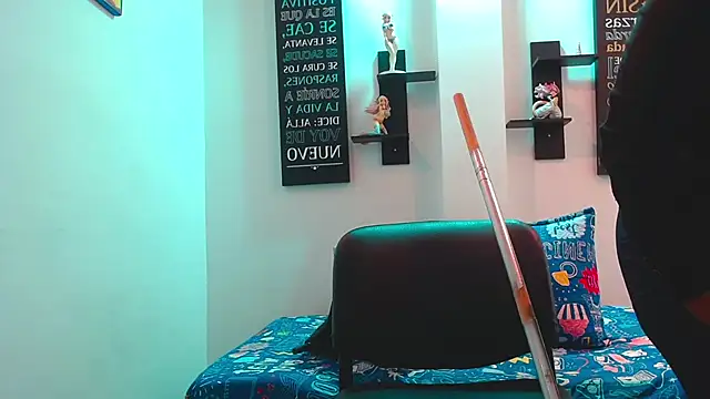maria_paula___ webcam