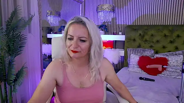 LadyTouch webcam