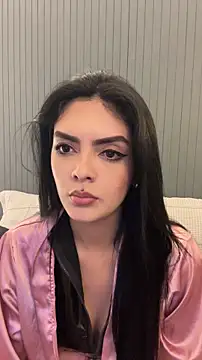Watch AliceRitter live on EroticFlix - High definition streams